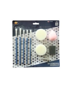 NECESER CON PINCELES Y ESPONJAS PARA MAQUILLAR